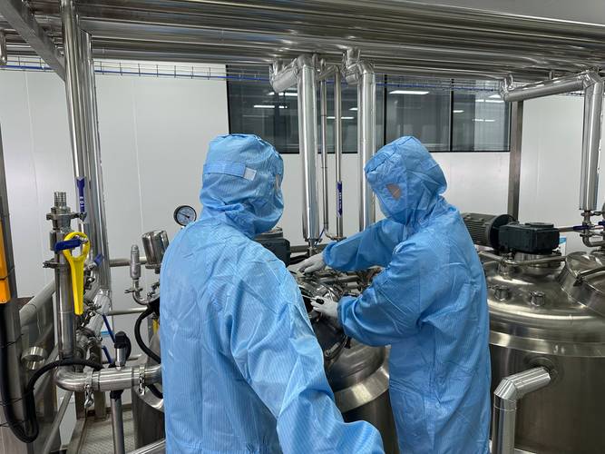 化妆品套盒贴牌加工定制找怎样的工厂生产比较好,黛美雅诗化妆品加工